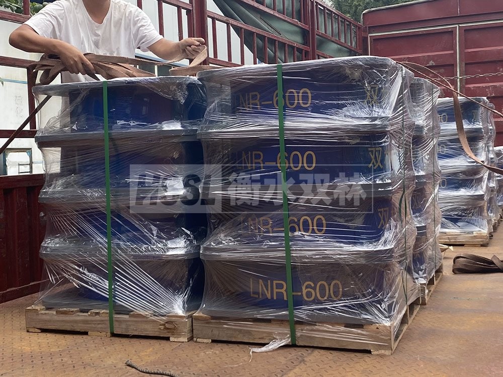 建筑隔震支座哪里卖 HDR1000高阻尼隔震支座多少钱 II型LRB铅芯隔震支座