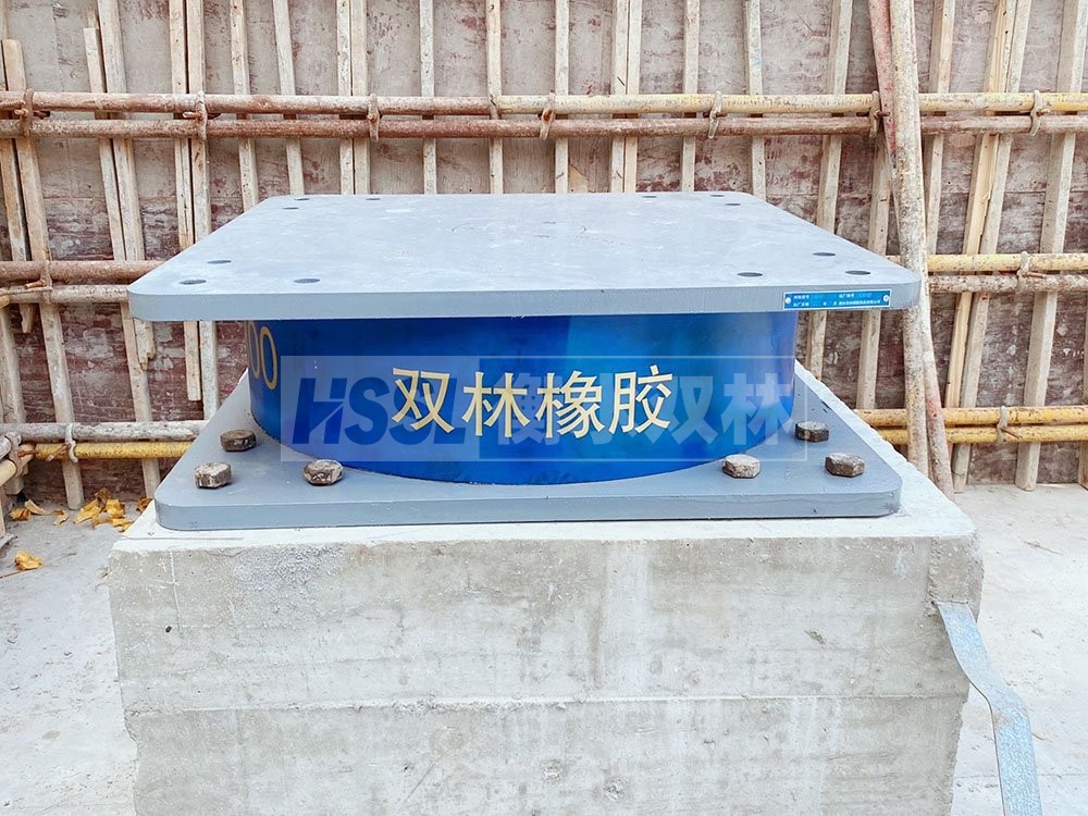 LRB1200隔震支座生产厂家 LNR橡胶隔震支座D420 HDR800高阻尼橡胶隔震支座什么价格